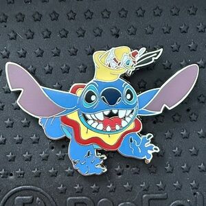 Disney Stitch as Dumbo Disneyland Paris Enamel Pin